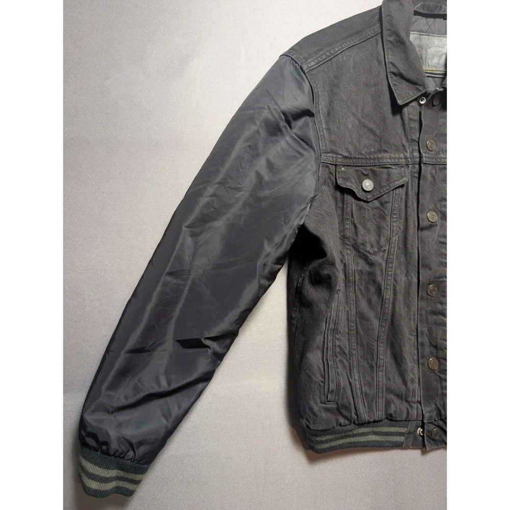 Levis Trucker Jacket Mens Small Black Denim Quilt Lined Logo Collared Snap Front